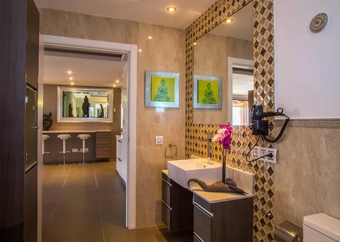 Buddha Βίλα Πλάγια Μπλάνκα